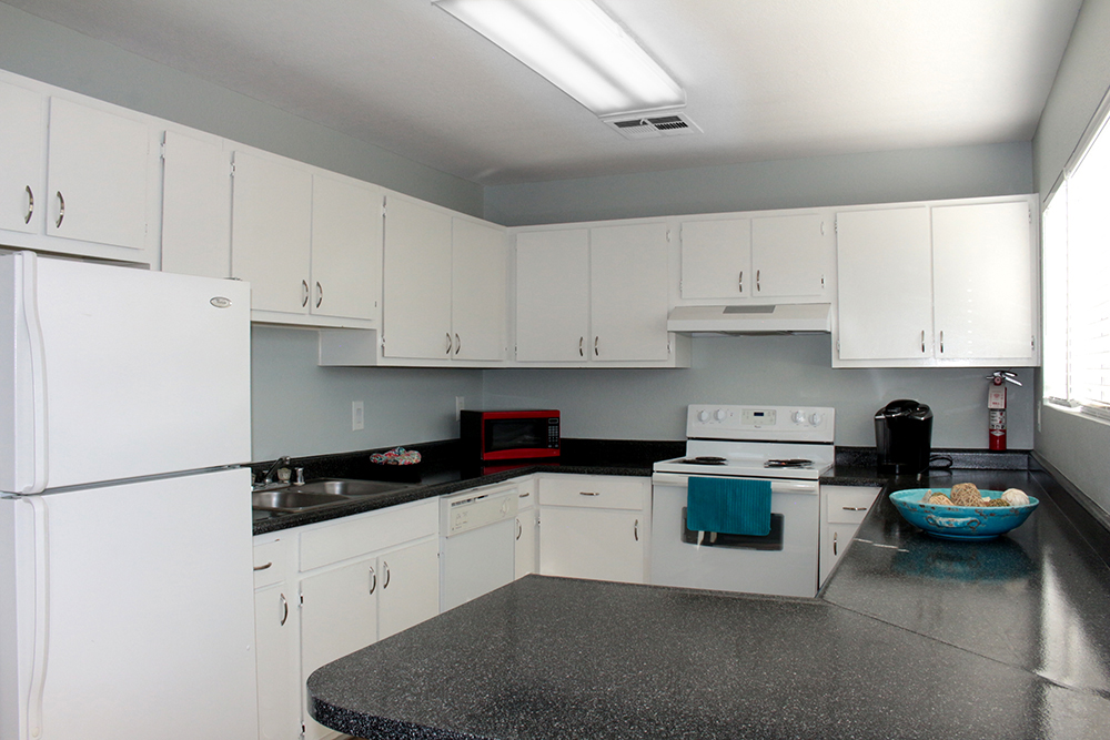 This photo is the visual representation of gourmet kitchens at Pleasant Hill Villas Apartments.
